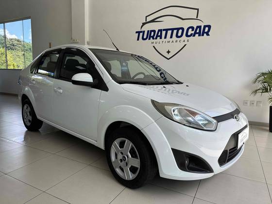 FORD FIESTA 1.6 ROCAM SE SEDAN 8V FLEX 4P MANUAL